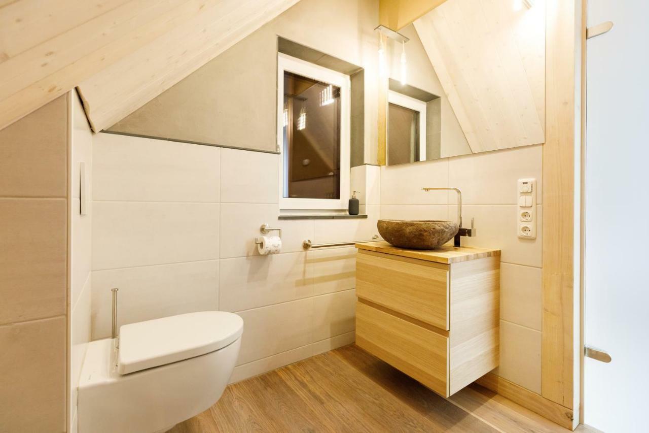 Blaues Haus Apartment Моншау Екстериор снимка